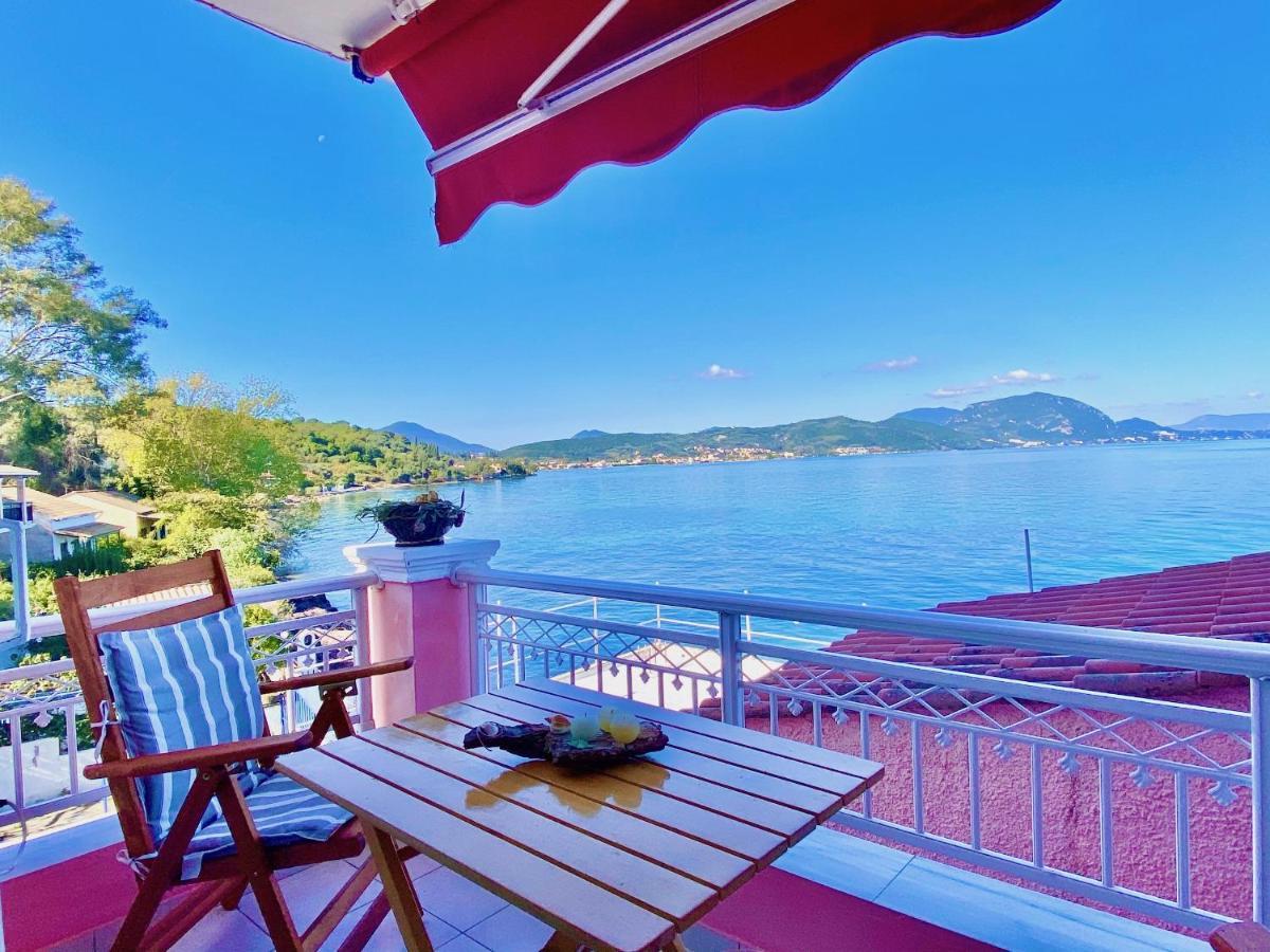 Seafront Villa Ourania Mesongí Zewnętrze zdjęcie